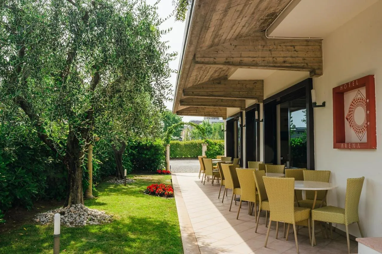 Hotel Arena 3*, Sirmione