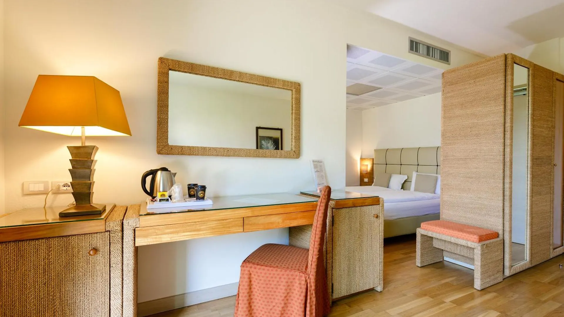Hotel Arena Sirmione 3*,  Itálie