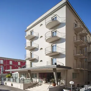 https://hotel-jana.emilia-romagnahotels.net