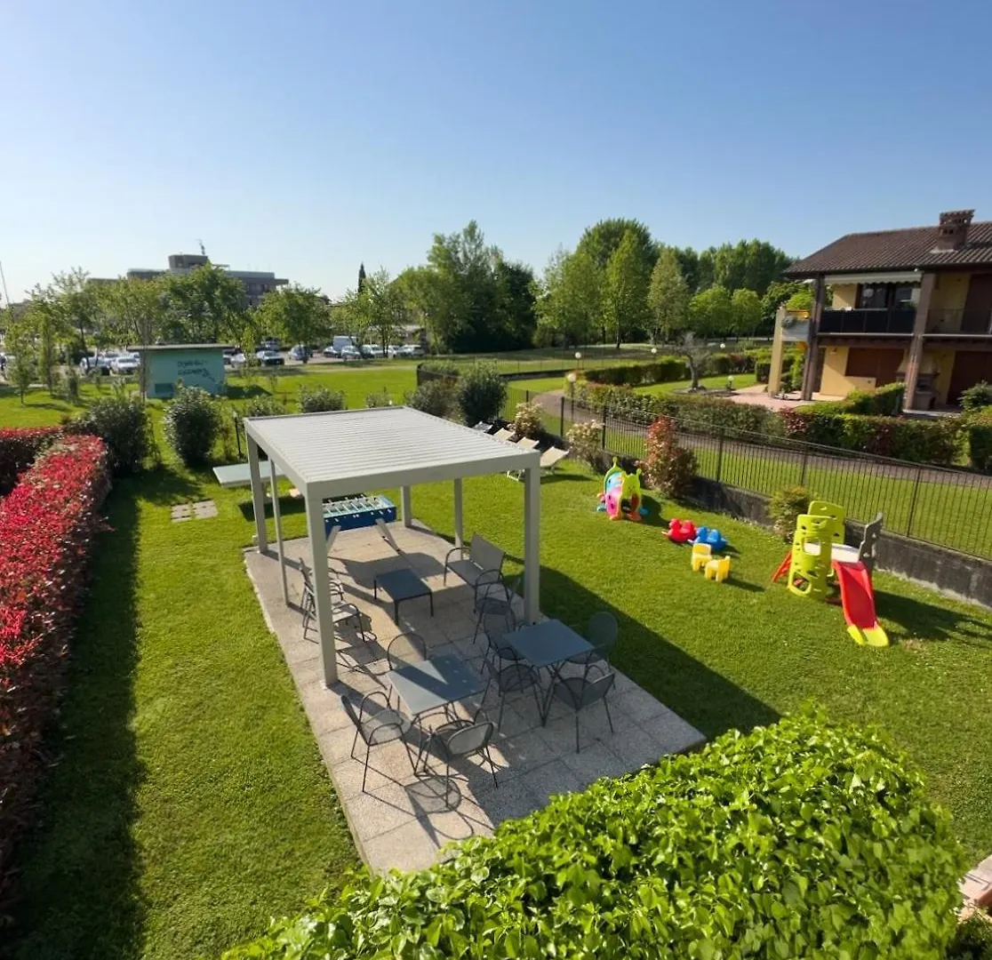 Hotel Arena Sirmione 3*,